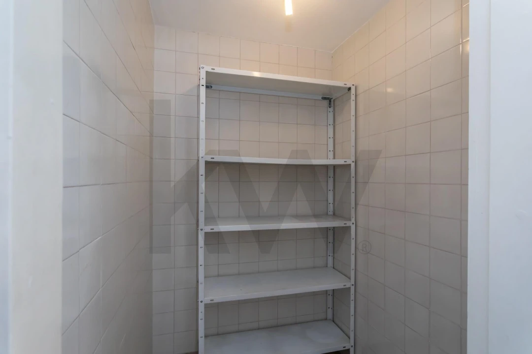 Apartamento T1 para Venda em Santa Maria Maior Foto 28
