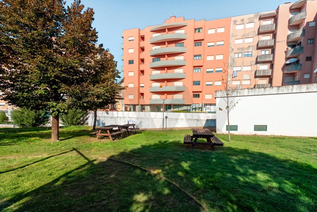 Apartamento T1 para Venda em Valongo Foto 20