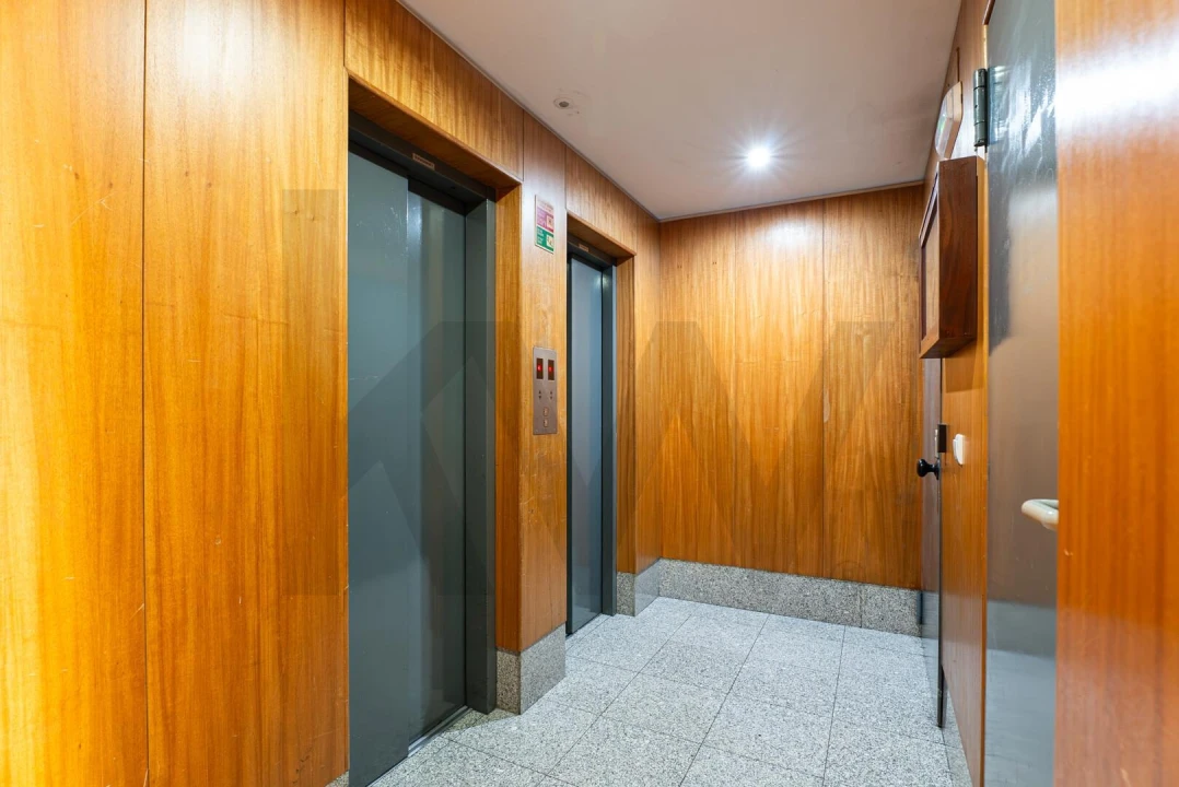 Apartamento T1 para Venda em Valongo Foto 14