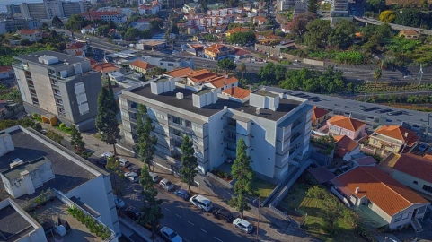 Apartamento T2 para Arrendamento em Funchal (São Pedro)