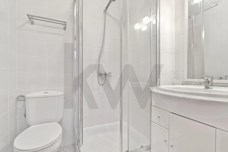 Apartamento T2 para Arrendamento em Funchal (São Pedro) Foto 13