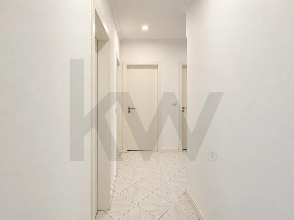 Apartamento T3 para Arrendamento em Almada, Cova da Piedade, Pragal e Cacilhas Foto 16