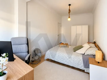 Apartamento T3 para Arrendamento em Almada, Cova da Piedade, Pragal e Cacilhas