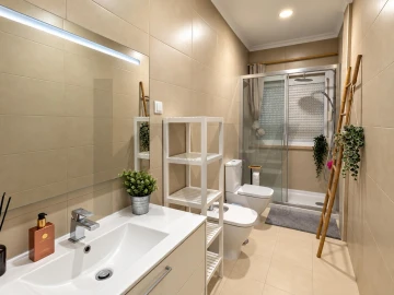 Apartamento T3 para Arrendamento em Almada, Cova da Piedade, Pragal e Cacilhas
