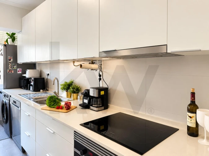 Apartamento T3 para Arrendamento em Almada, Cova da Piedade, Pragal e Cacilhas Foto 3