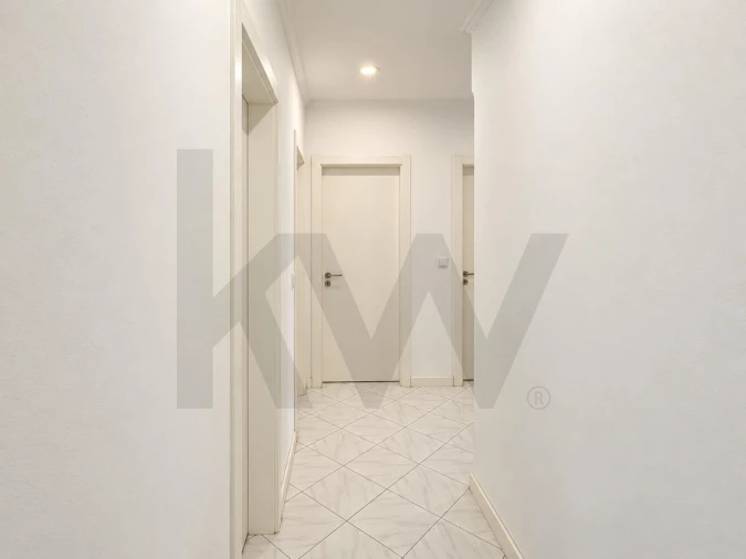 Apartamento T3 para Arrendamento em Almada, Cova da Piedade, Pragal e Cacilhas Foto 16