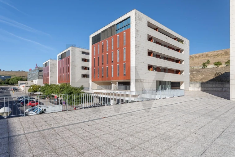 Apartamento T3 para Venda em Algés, Linda-A-Velha e Cruz Quebrada-Dafundo Foto 44
