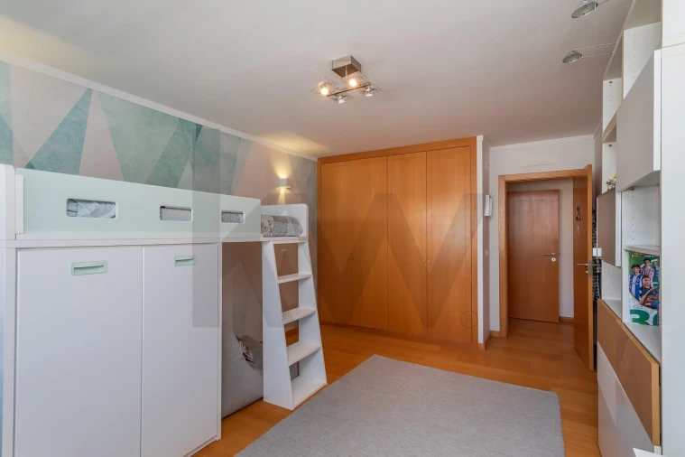 Apartamento T3 para Venda em Algés, Linda-A-Velha e Cruz Quebrada-Dafundo Foto 21
