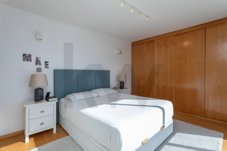 Apartamento T3 para Venda em Algés, Linda-A-Velha e Cruz Quebrada-Dafundo Foto 17
