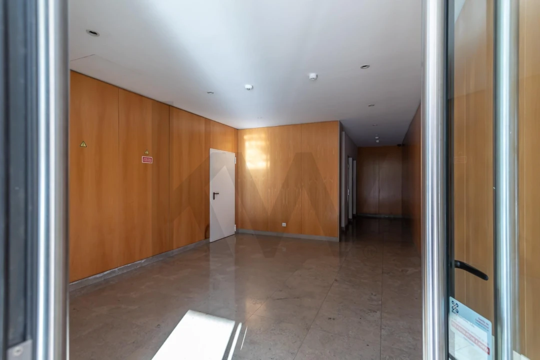 Apartamento T3 para Venda em Algés, Linda-A-Velha e Cruz Quebrada-Dafundo Foto 35
