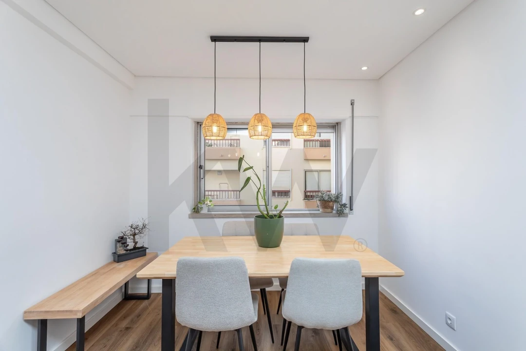 Apartamento T3 para Venda em Carcavelos e Parede Foto 24