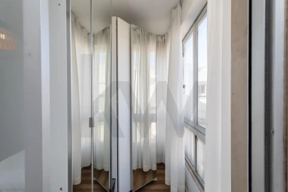 Apartamento T3 para Venda em Carcavelos e Parede