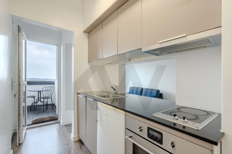 Apartamento T2 para Arrendamento em Ajuda Foto 8