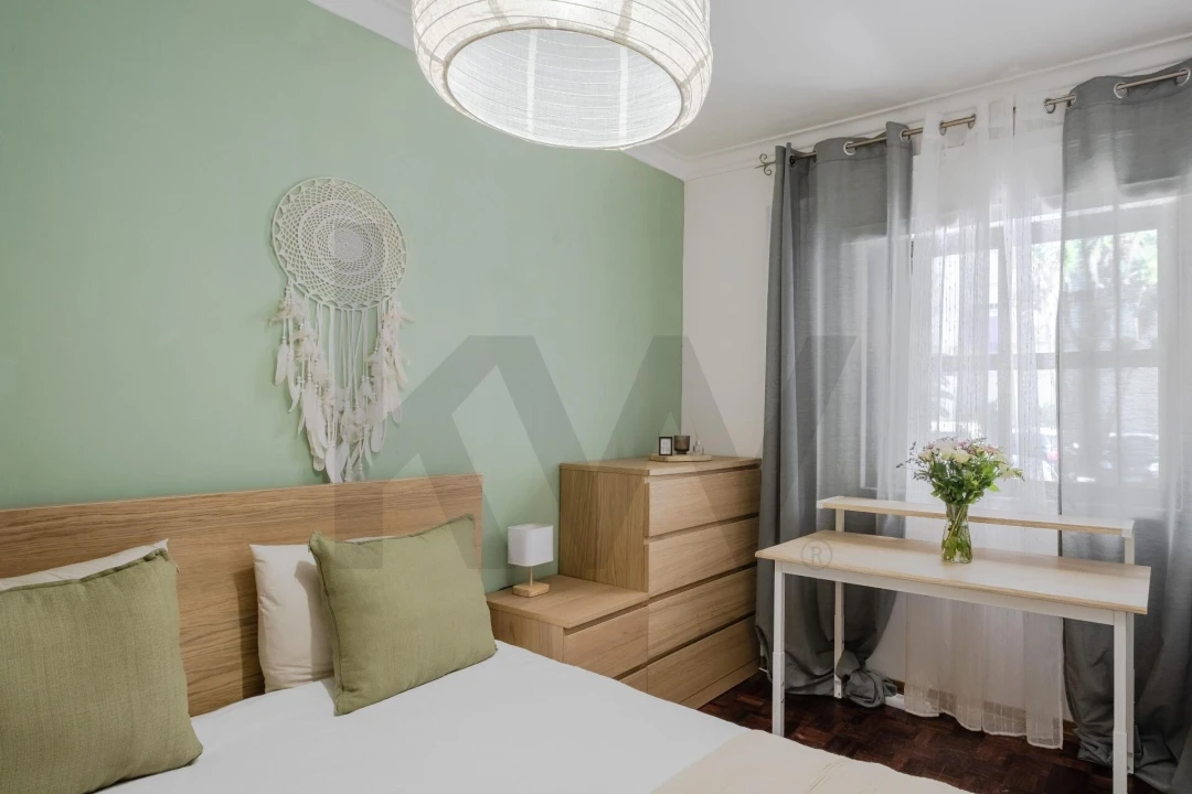 Apartamento T2 para Venda em Algueirão-Mem Martins Foto 14