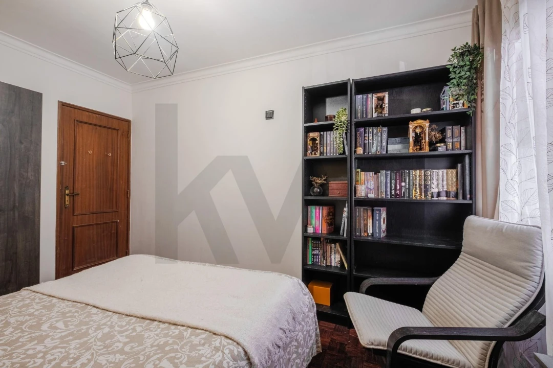 Apartamento T2 para Venda em Algueirão-Mem Martins Foto 15