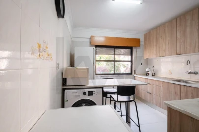 Apartamento T2 para Venda em Algueirão-Mem Martins
