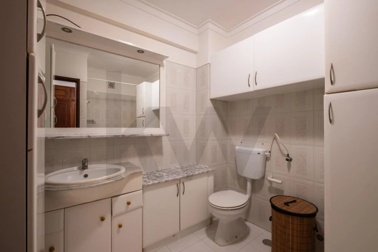 Apartamento T2 para Venda em Algueirão-Mem Martins Foto 6
