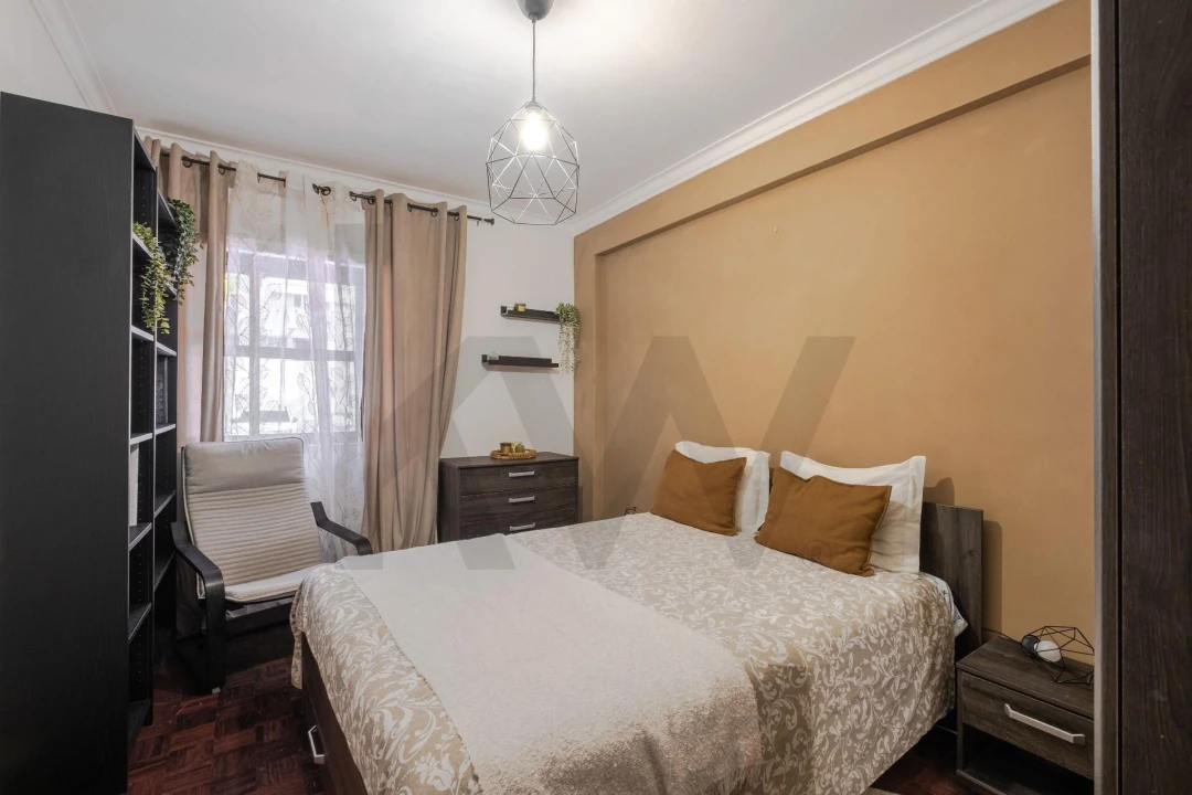 Apartamento T2 para Venda em Algueirão-Mem Martins Foto 5