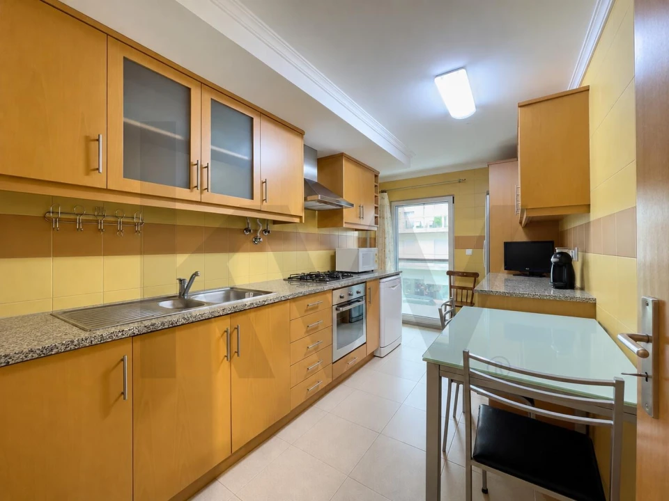Apartamento T1 para Venda em Ponta Delgada (São Pedro) Foto 3