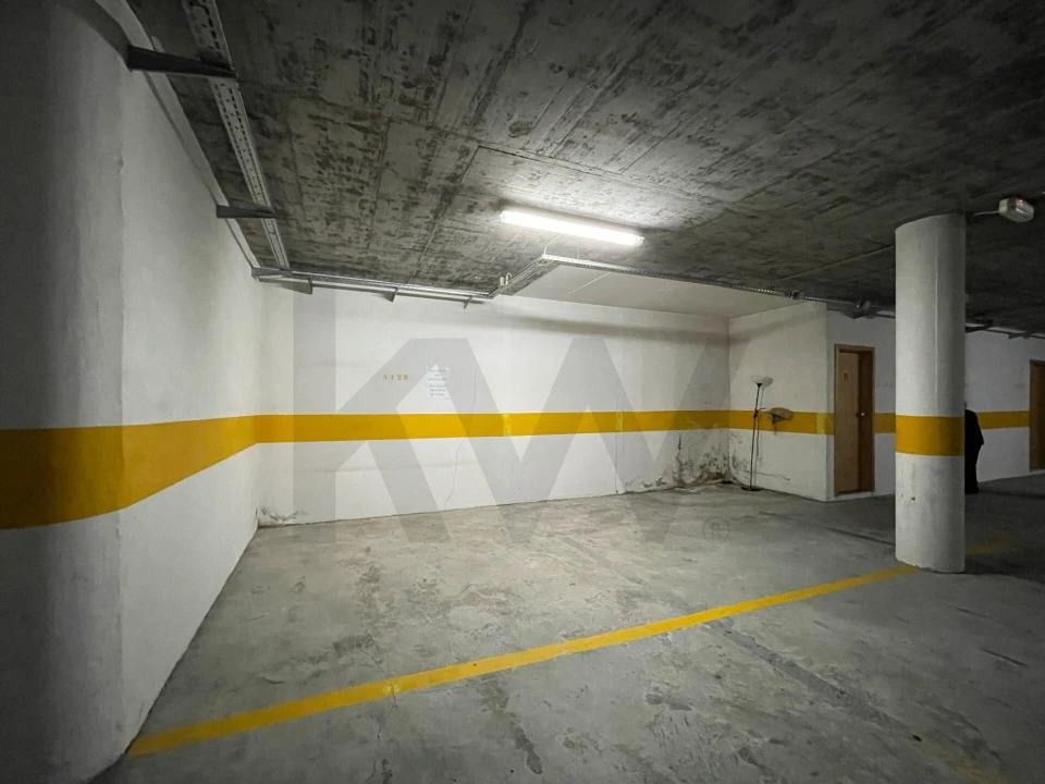 Apartamento T1 para Venda em Ponta Delgada (São Pedro) Foto 15