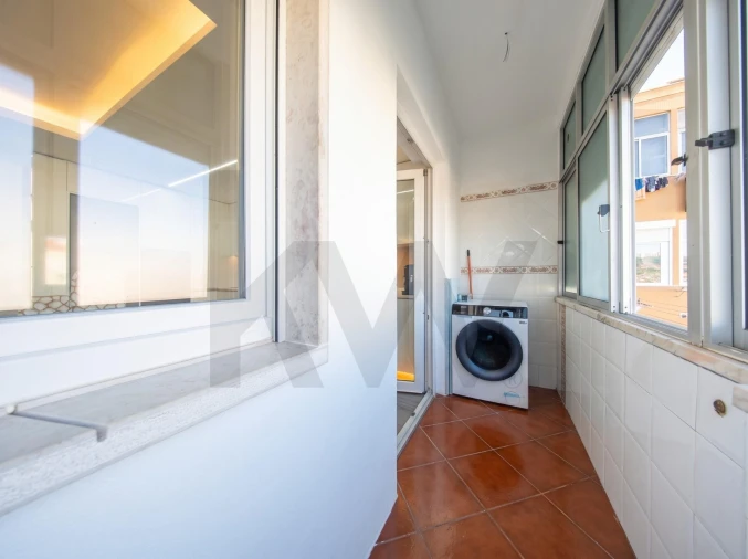 Apartamento T3 para Venda em Póvoa de Santo Adrião e Olival Basto Foto 10