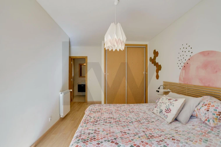 Apartamento T3 para Arrendamento em Rio de Mouro Foto 19