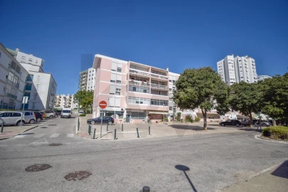 Escritório para Venda em Carcavelos e Parede