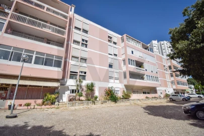 Escritório para Venda em Carcavelos e Parede