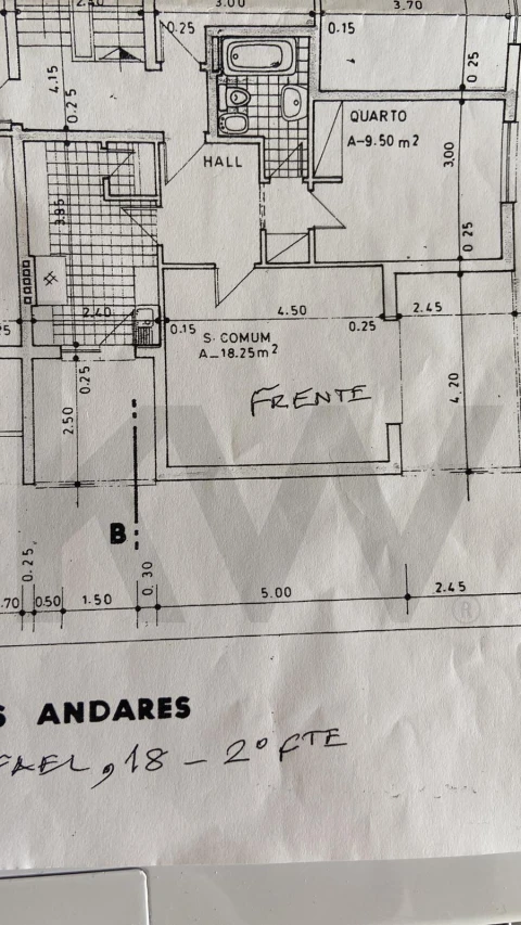 Apartamento T1 para Venda em Carcavelos e Parede