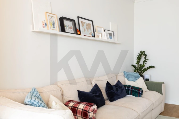 Apartamento T1 para Venda em Carcavelos e Parede Foto 4