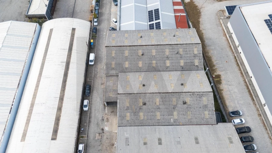 Armazém para Arrendamento em Castêlo da Maia Foto 6