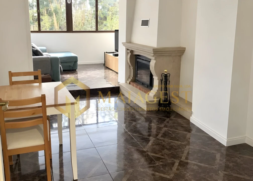 Apartamento T2 para Venda em Campanhã Foto 2