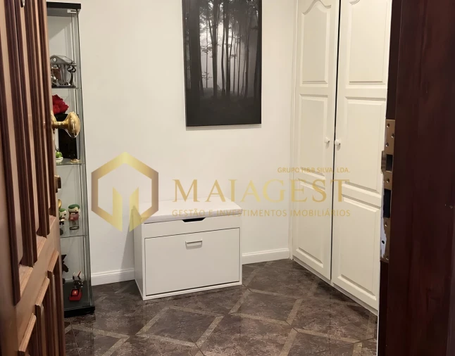 Apartamento T2 para Venda em Campanhã Foto 3