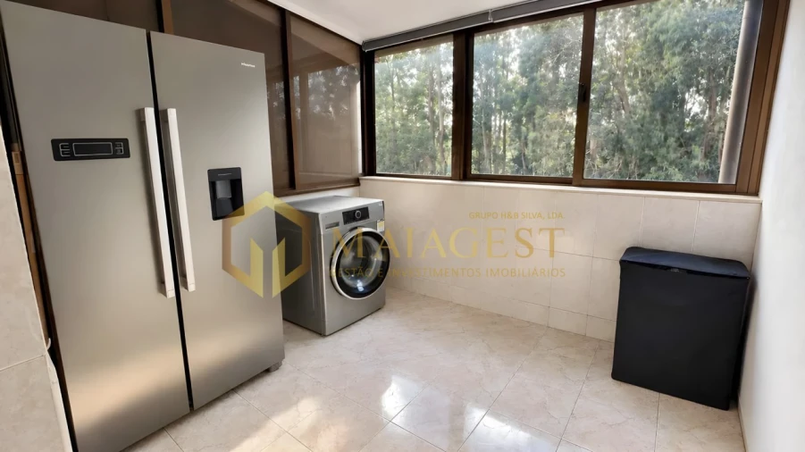 Apartamento T2 para Venda em Campanhã Foto 5