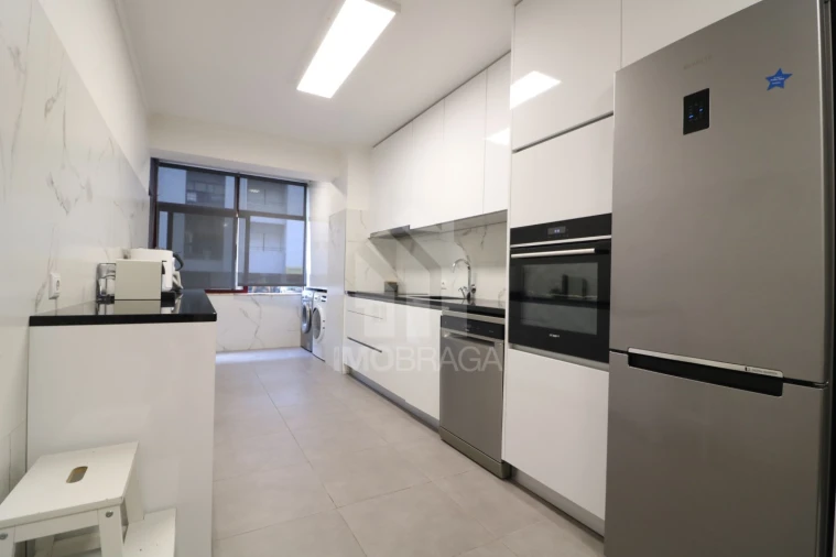 Apartamento T3 para Venda em São Vitor (Braga) Foto 4