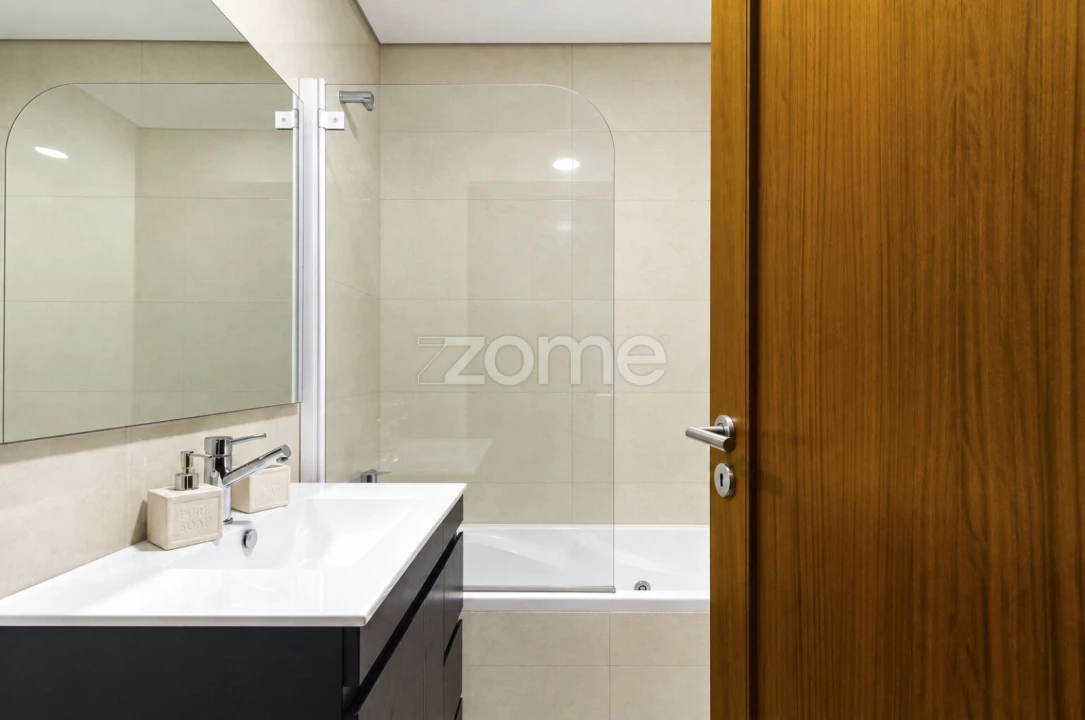 Apartamento T3 para Venda em Custóias, Leça do Balio e Guifões Foto 14