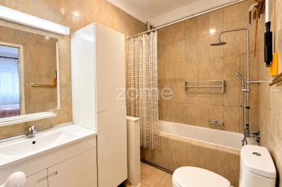 Apartamento T2 para Arrendamento em Paranhos