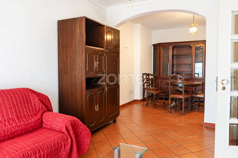 Apartamento T2 para Arrendamento em Paranhos Foto 4