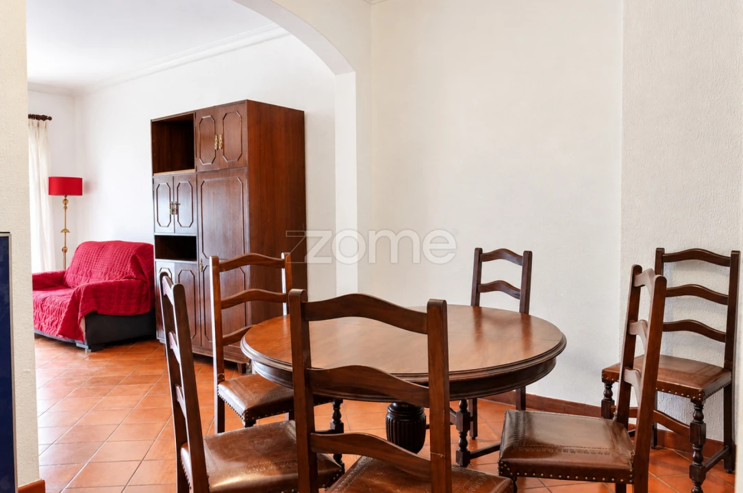 Apartamento T2 para Arrendamento em Paranhos Foto 1