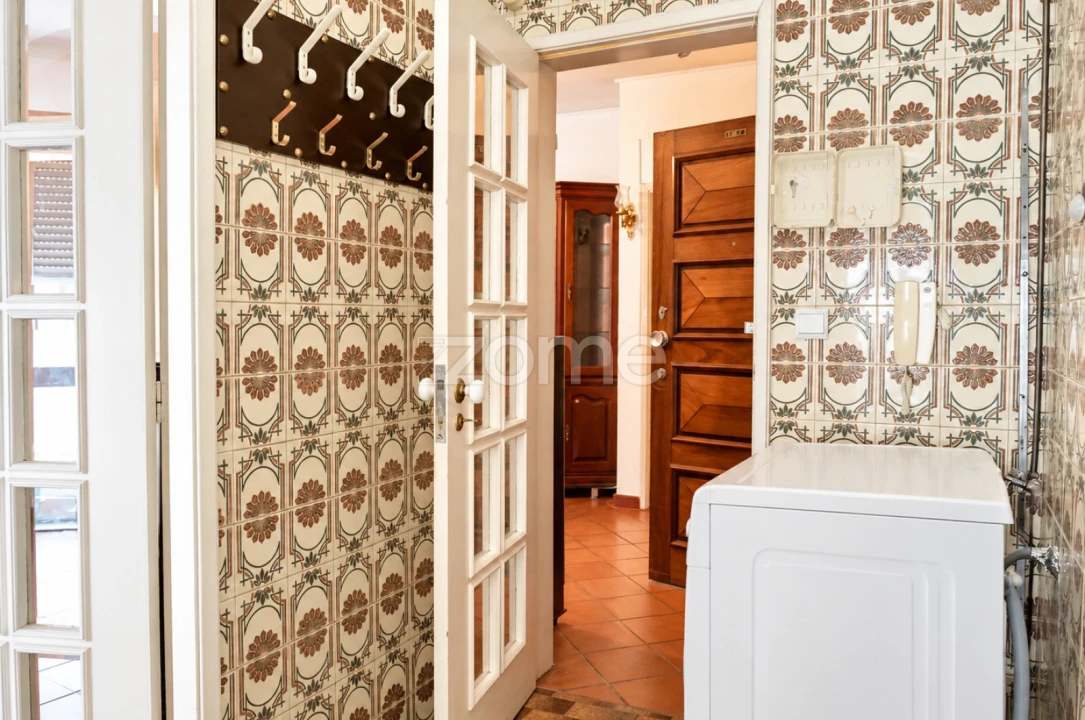 Apartamento T2 para Arrendamento em Paranhos Foto 18