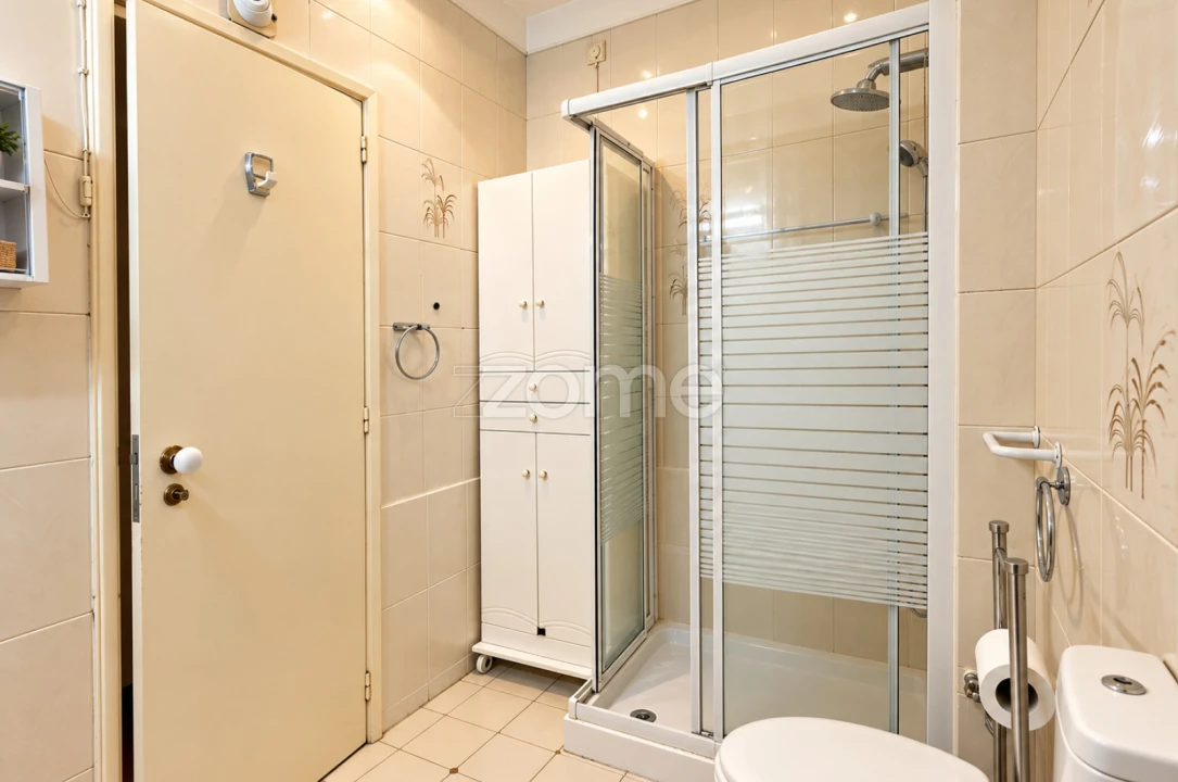 Apartamento T2 para Arrendamento em Paranhos Foto 12