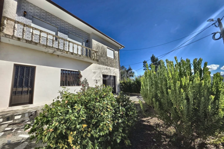 Moradia T3 para Venda em Ancede e Ribadouro Foto 2
