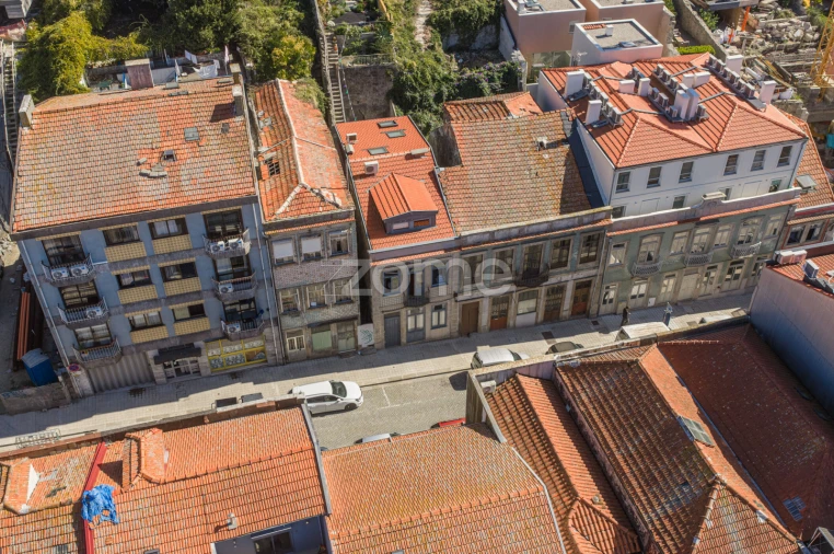Apartamento T2 para Venda em Cedofeita, Santo Ildefonso, Sé, Miragaia, São Nicolau e Vitória Foto 4