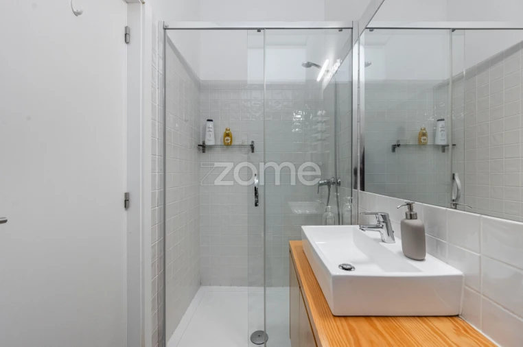 Apartamento T2 para Venda em Cedofeita, Santo Ildefonso, Sé, Miragaia, São Nicolau e Vitória Foto 12