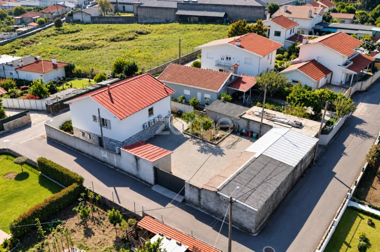 Moradia T3 para Venda em Bairro Foto 3