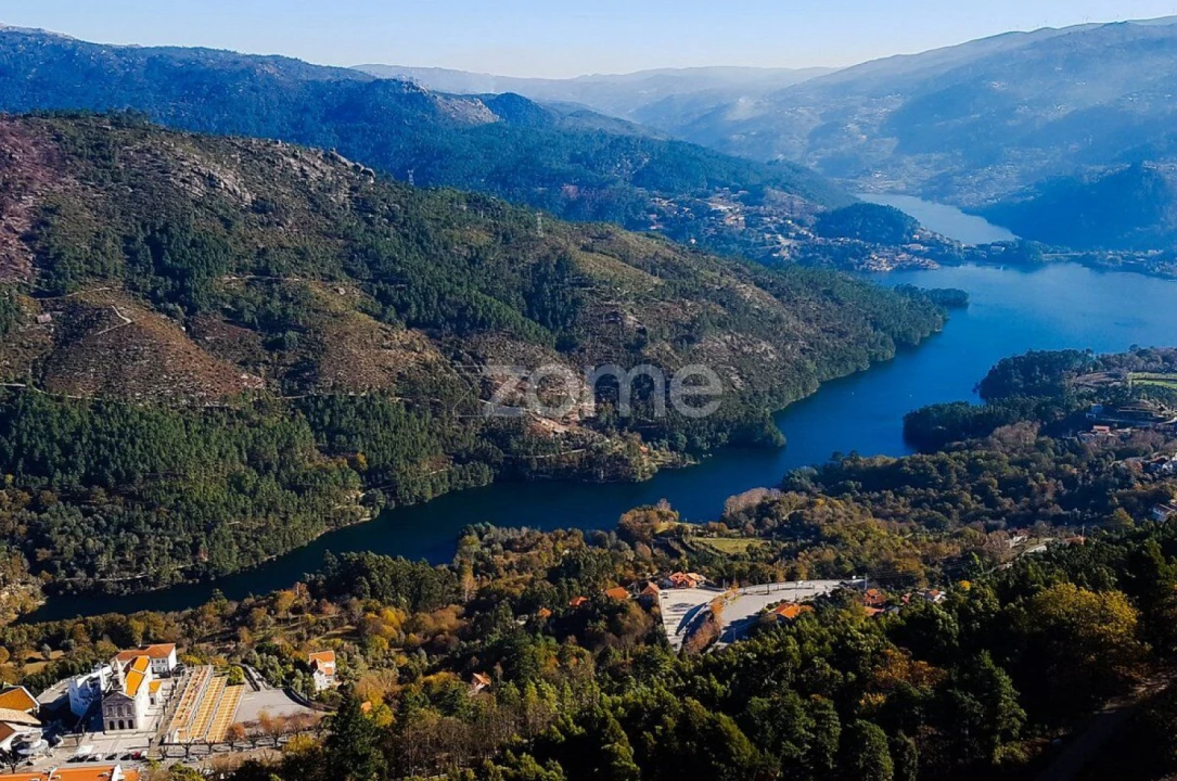 Moradia T2 para Venda em Covide Foto 14