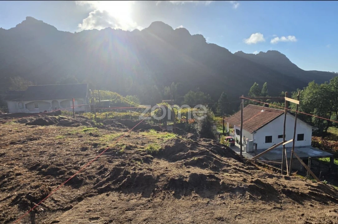 Moradia T2 para Venda em Covide Foto 25