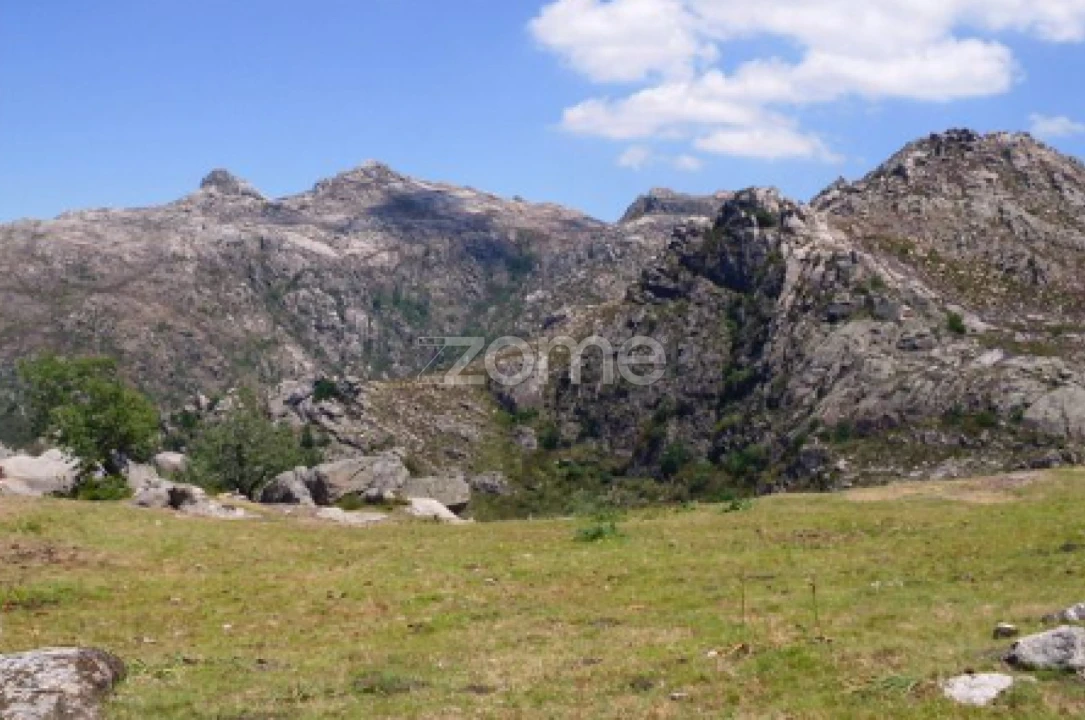Moradia T2 para Venda em Covide Foto 11