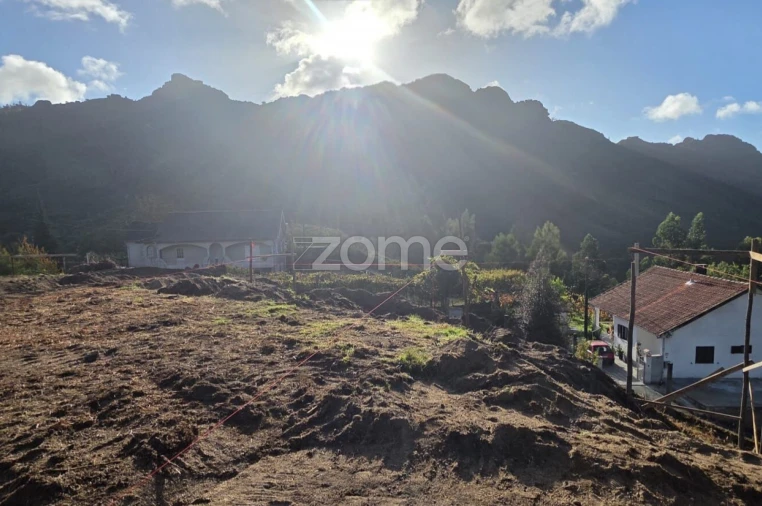 Moradia T2 para Venda em Covide Foto 18