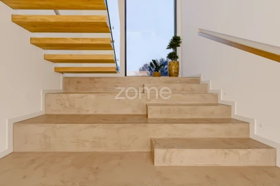 Moradia T3 para Venda em Perafita, Lavra e Santa Cruz do Bispo